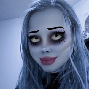 Meet your Posher, Dani